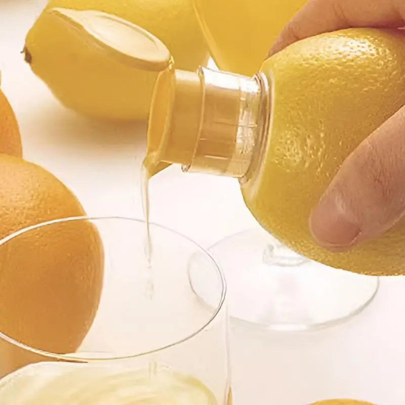 Manual lemon squeezer with a special patented design